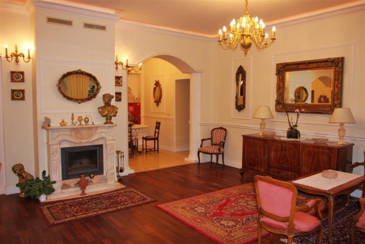 Gosciniec Rycerski Bed and Breakfast Paprotki Esterno foto