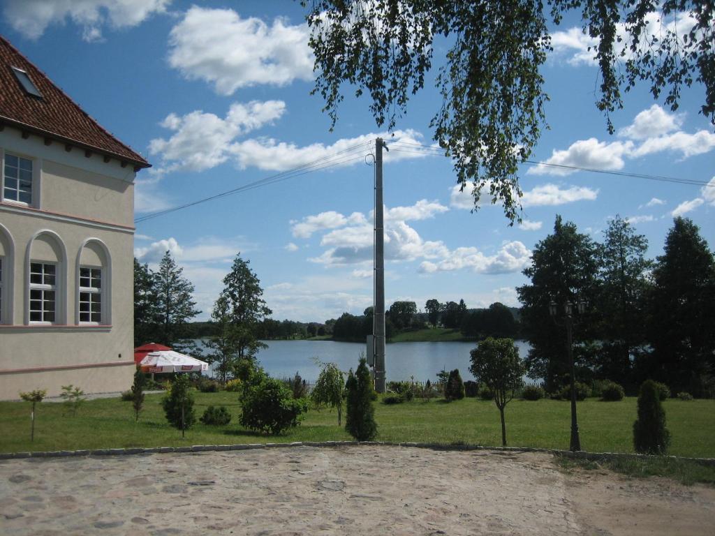 Gosciniec Rycerski Bed and Breakfast Paprotki Esterno foto