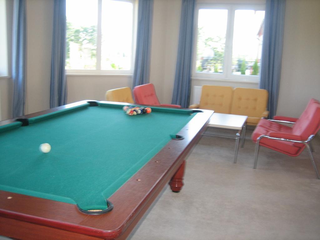 Gosciniec Rycerski Bed and Breakfast Paprotki Esterno foto