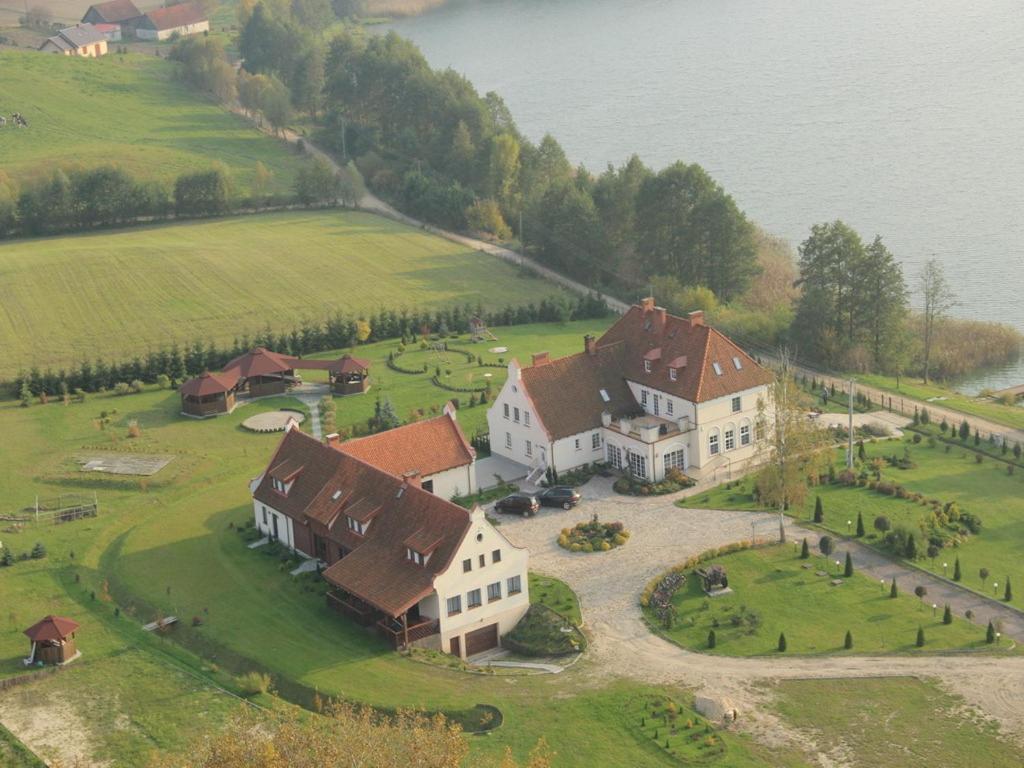 Gosciniec Rycerski Bed and Breakfast Paprotki Esterno foto